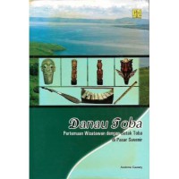 Danau Toba: Pertemuan Wisatawan dengan Batak Toba di Pasar Suvenir